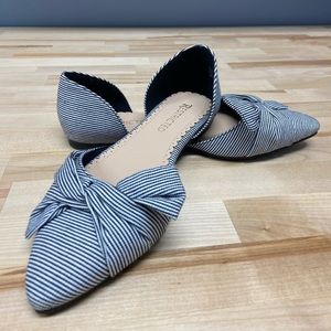 Restricted striped twist flats